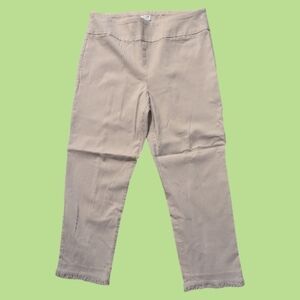 VGUC Crown & Ivy Crop Pants Size 12 Khaki Pull On Elastic Waist